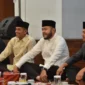 Wali Kota Padang Fadly Amran menggelar buka puasa bersama jajaran pengurus KONI, KORMI serta OKP se-Kota Padang di Gedung Bagindo Aziz Chan Youth Center, Sabtu (14/3/2026). (Foto: Prokopim Padang)