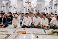 Menteri Sosial Saifullah Yusuf saat peringatan Nuzulul Quran Ramadan 1447 Hijriah di Masjid Raya Baiturrahman, Jumat (6/3/2026) malam. (Foto: Kemensos)