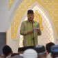 Wali Kota Padang Fadly Amran melaksanakan Salat Idul Fitri 1 Syawal 1447 Hijriah di Masjid Agung Nurul Iman, Sabtu (21/3/2026). (Foto: Prokopim Padang)