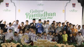 Wakil Wali Kota Padang, Maigus Nasir membuka Gebyar Ramadan 2026 di Masjid Raya Ganting, Minggu (8/3/2026). (Foto: Prokopim Padang)