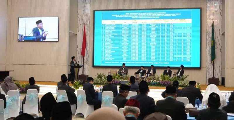 Anggota Tim Hisab Rukyat Kemenag, Cecep Nurwendaya dalam seminar posisi hilal penentuan awal Syawal 1447 H. (Foto: Kemenag)