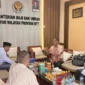 Irwil III Itjen Kemenhaj, Mulyadi Nurdin saat meninjau Asrama Haji Kupang, Nusa Tenggara Timur, Senin (30/3/2026). (Foto: Kemenhaj)