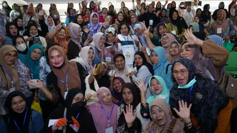 Menteri PKP Maruarar Sirait saat kegiatan kolaborasi pembiayaan perumahan dan pemberdayaan ekonomi rakyat di Kantor Gubernur Kalbar, Pontianak, Rabu (4/3/2026). (Foto: Kementerian PKP)