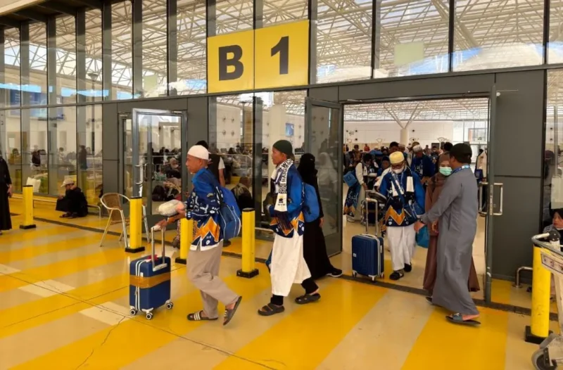 Pemerintah mengintensfikan pendampingan kepulangan jemaah umrah di Bandara Jeddah. (Foto: Kemenhaj)
