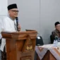 Menhaj Mochamad Irfan Yusuf saat pertemuan dengan jajaran Kantor Wilayah Kemenhaj Provinsi Jawa Timur, Jumat (27/3/2026). (Foto: Kemenhaj)