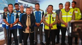 Menteri Perhubungan Dudy Purwagandhi memberikan keterangan pers terkait arus bali Lebaran 2026. (Foto: Kemenhub)