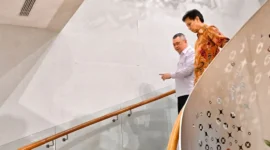 Menteri Perhubungan Dudy Purwagandhi bersama Menteri Kesehatan Budi Gunadi Sadikin di Jakarta, Rabu (4/3). (Foto: Kemenhub)