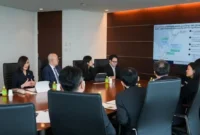Menteri Pariwisata RI Widiyanti Putri Wardhana saat melakukan pertemuan bilateral dengan Senior Executive Vice President All Nippon Airways (ANA), Juichi Hirasawa di Tokyo (30/3/2026). (Foto: Kemenpar)