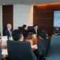 Menteri Pariwisata RI Widiyanti Putri Wardhana saat melakukan pertemuan bilateral dengan Senior Executive Vice President All Nippon Airways (ANA), Juichi Hirasawa di Tokyo (30/3/2026). (Foto: Kemenpar)