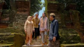 Menteri Pariwisata Widiyanti Putri Wardhana meninjau destinasi wisata di Cirebon, Jawa Barat. (Foto: Kemenpar)