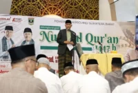 Gubernur Sumbar Mahyeldi saat peringatan Nuzulul Qur’an di Masjid Raya Syekh Ahmad Khatib Al Minangkabawi, Kota Padang, Minggu (8/3/2026). (Foto: ADPSB)