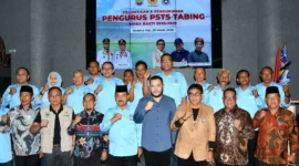 Wali Kota Padang, Fadly Amran menghadiri pelantikan dan pengukuhan pengurus PSTS Tabing masa bakti 2025-2029 di Studio Mini Asrama Haji Tabing, Minggu (29/3/2026). (Foto: Prokopim Padang)