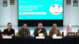 Wali Kota Padang Panjang Hendri Arnis membuka FGD Sinkronisasi Program Kerja Wali Kota Padang Panjang Periode 2025–2030 di Hall Lantai III Balai Kota, Selasa (10/3/2026). (Foto: Kominfo Padang Panjang)