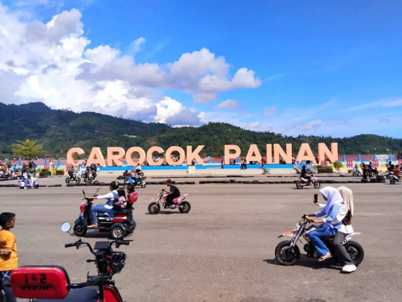 Ruang bermain Kawasan Wisata Pantai Carocok Painan. (Foto: Dok. Son)