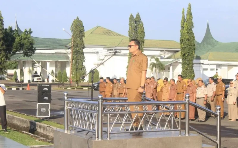 Pemkab Pasbar menerapkan penyesuaian sistem kerja bagi ASN melalui skema WFA selama periode libur nasional dan cuti bersama Hari Suci Nyepi serta Idul Fitri 1447 Hijriah. (Foto: Diskominfo Pasbar)