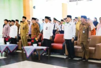 Wakil Wali Kota Padang, Maigus Nasir membuka Remaja Masjid Agung Nurul Iman (REMNI) Festival 2026 di Lantai II Masjid Agung Nurul Iman, Selasa (10/3/2026). (Foto: Prokopim Padang)