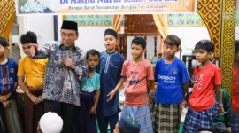 Wakil Wali Kota Padang, Maigus Nasir mengunjungi Masjid Nurul Amal Jaruai, Kelurahan Bungus Barat, Kecamatan Bungus Teluk Kabung, Kamis (12/3/2026). (Foto: Prokopim Padang)