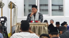Wakil Bupati Tanah Datar, Ahmad Fadly memimpin Tim II Safari Ramadan Pemkab Tanah Datar mengunjungi Masjid Lillah, Jorong Subarang, Nagari Batipuah Ateh, Kecamatan Batipuh, Rabu (4/3/2026). (Foto: Prokopim Tanah Datar)