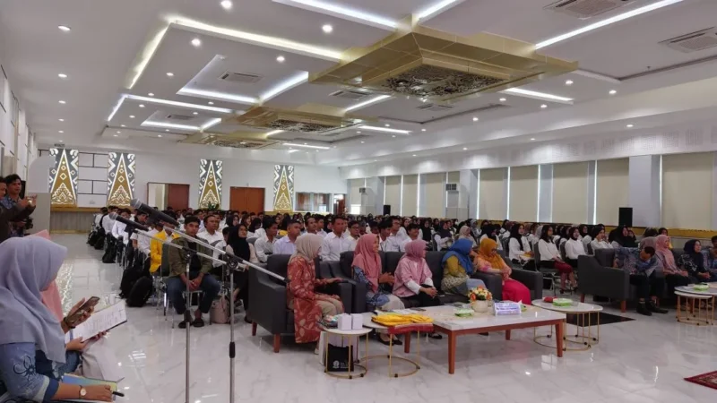 Universitas Terbuka (UT) menggelar OSMB dan PKBJJ Semester Genap Tahun Akademik 2025/2026 di aula UT Padang, Sabtu (28/2/2026). (Foto: Diskominfo Padang)