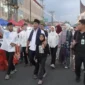 Wakil Gubernur Sumbar, Vasko Ruseimy mengunjungi Pasar Kuliner (Paskul) di kawasan Pasar Pusat, Padang Panjang, Sabtu (14/3/2026). (Foto: Kominfo Padang Panjang)