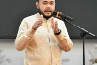 Wali Kota Padang, Fadly Amran menggelar buka puasa bersama jajaran Perumda Air Minum Padang, PSM, Bapenda, para camat, lurah, dan anggota Forum RT/RW se-Kota Padang di Bagindo Aziz Chan Youth Center, Senin (16/3/2026). (Foto: Prokopim Padang)