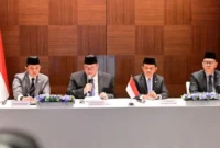 Menteri Koordinator Bidang Perekonomian, Airlangga Hartarto dalam konferensi pers secara hybrid dari Seoul, Republik Korea, Selasa (31/3/2026). (Foto: BPMI Setpres)