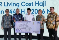 Penandantanganan Berita Acara Serah Terima (BAST) banknotes Saudi Arabian Riyal (SAR) untuk living cost haji reguler 1447 H/2026 M. (Foto: Kemenhaj)