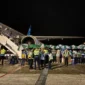 Hujan deras mengguyur BIM saat keberangkatan kloter pertama Embarkasi Padang (PDG 01), Jumat (24/4/2026) dini hari. (Foto: Humas Kemenhaj Sumbar)