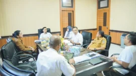 Bupati Dharmasraya Annisa Suci Ramadhani melakukan pertemuan dengan Kepala BPJN Sumbar, Elsa Putra Friandi, di Padang, Senin (27/4/2026). (Foto: Diskominfo Dharmasraya)