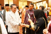 Bupati Tanah Datar Eka Putra dalam kegiatan silaturahmi Ikatan Keluarga Lintau Buo (IKLB) sekaligus pelepasan Jemaah Calon Haji IKLB Kota Pekanbaru, Sabtu (11/4/2026) di Pekanbaru. (Foto: Prokopim Tanah Datar)