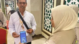 Faturoh digital memperkuat pengawasan dan distribusi konsumsi jemaah haji di Madinah. (Foto: Kemenhaj)
