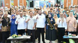 Wali Kota Padang, Fadly Amran membuka Festival Literasi Kota Padang 2026 di Bagindo Aziz Chan Youth Center, Rabu (29/4/2026). (Foto: Prokopim Padang)