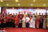 Wali Kota Padang Fadly Amran menghadiri Halalbihalal IKPPS Padang di Aula Kampus ITP, Minggu (19/4/2026). (Foto: Prokopim Padang)