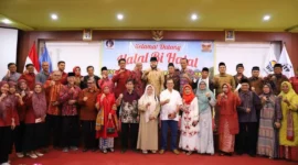 Wali Kota Padang Fadly Amran menghadiri Halalbihalal IKPPS Padang di Aula Kampus ITP, Minggu (19/4/2026). (Foto: Prokopim Padang)