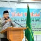 Wakil Wali Kota Padang Maigus Nasir dalam kegiatan Halalbihalal PCNU Padang di Aula Kantor Kementerian Agama Kota Padang, Minggu (5/4/2026). (Foto: Prokopim Padang)