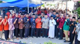 Wakil Wali Kota Padang, Maigus Nasir menghadiri acara Halalbihalal keluarga besar PPKJ Padang di Komplek Cendana, Kelurahan Koto Baru Nan XX, Kecamatan Lubuk Begalung, pada Minggu (5/4/2026). (Foto: Prokopim Padang)