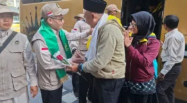 Hingga Minggu (26/4/2026) pukul 24.00 WIB, Kemehaj telah memberangkatkan sebanyak 88 kloter dengan total 34.657 jemaah dari berbagai embarkasi di Indonesia. (Foto: Kemenhaj)
