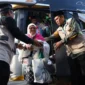 Jemaah calon haji kloter pertama tiba di Asrama Haji Tabing Padang pada Kamis (23/4/2026) sekitar pukul 07.00 WIB. (Foto: Humas Kemenhaj Sumbar)