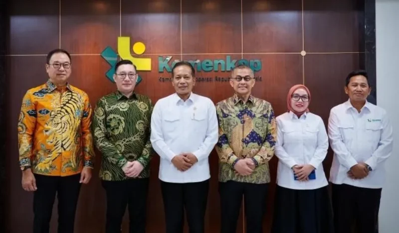 Kemenkop menjalin kerja sama dengan PT Energy Absolute Green X Indonesia untuk memenuhi kebutuhan listrik KDKMP, terutama di wilayah terpencil. (Foto: Kemenkop)