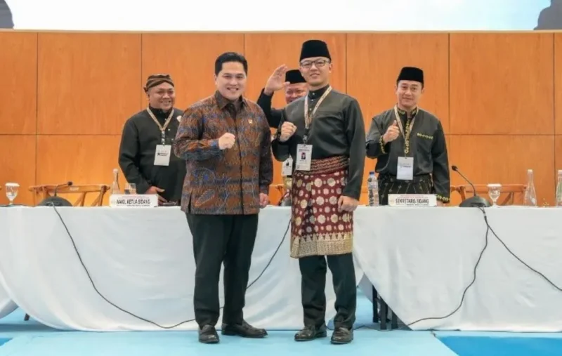 Menpora Erick Thohir mengucapkan selamat atas terpilihnya Menlu Sugiono sebagai Ketum PB IPSI periode 2026-2030. (Foto: Andre/Kemenpora)