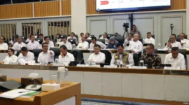 Menteri Pertanian (Mentan) Andi Amran Sulaiman menegaskan Program MBG mengangkat derajat kehidupan 160 juta petani dan peternak Indonesia. (Foto: Kementan)