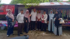 Rombongan tim Komisi V DPRD Sumbar yang dipimpin langsung, Lazuardi Erman saat meninjau kantin SMAN 2 Painan yang akan dilakukan pembangunannya di tahun 2026 ini. (Foto: Ist)