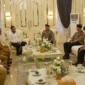 Wali Kota Padang Fadly Amran menerima kunjungan Danpas I Korbrimob Polri Brigjen Pol. Anang Sumpena di Rumah Dinas Wali Kota Padang, Selasa (14/4/2026). (Foto: Prokopim Padang)