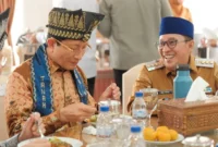 Menteri Agama Nasaruddin Umar saat bersilaturahmi dengan Bupati Tanah Datar Eka Putra di Indojolito Batusangkar, Selasa (28/4/2026). (Foto: Prokopim Tanah Datar)