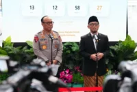 Wakil Menteri Haji dan Umrah, Dahnil Anzar Simanjuntak bersama Wakapolri Komjen Pol Dedi Prasetyo. (Foto: Kemenhaj)