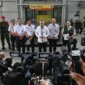 Menteri Perhubungan Dudy Purwagandhi saat konferensi pers di Stasiun Bekasi Timur, Rabu (29/4). (Foto: Kemenhub)