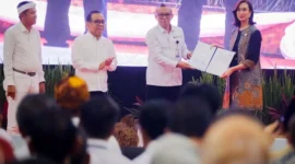 Menteri Pariwisata Widiyanti Putri Wardhana meluncurkan 483 skema okupasi nasional dari 34 bidang pariwisata. (Foto: Kemenpar)