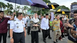 Gubernur Sumbar Mahyeldi mendampingi kunjungan kerja Menpar RI, Widiyanti Putri Wardhana di Bukittinggi, Rabu (29/4/2026). (Foto: ADPSB)