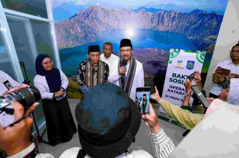 Menteri Sosial Saifullah Yusuf (Gus Ipul) memberikan keterangan pers. (Foto: Kemensos)