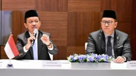 Menteri Energi dan Sumber Daya Mineral (ESDM), Bahlil Lahadalia memberikan keterangan pers di Seoul, Republik Korea, Selasa (31/3/2026). (Foto: BPMI Setpres)